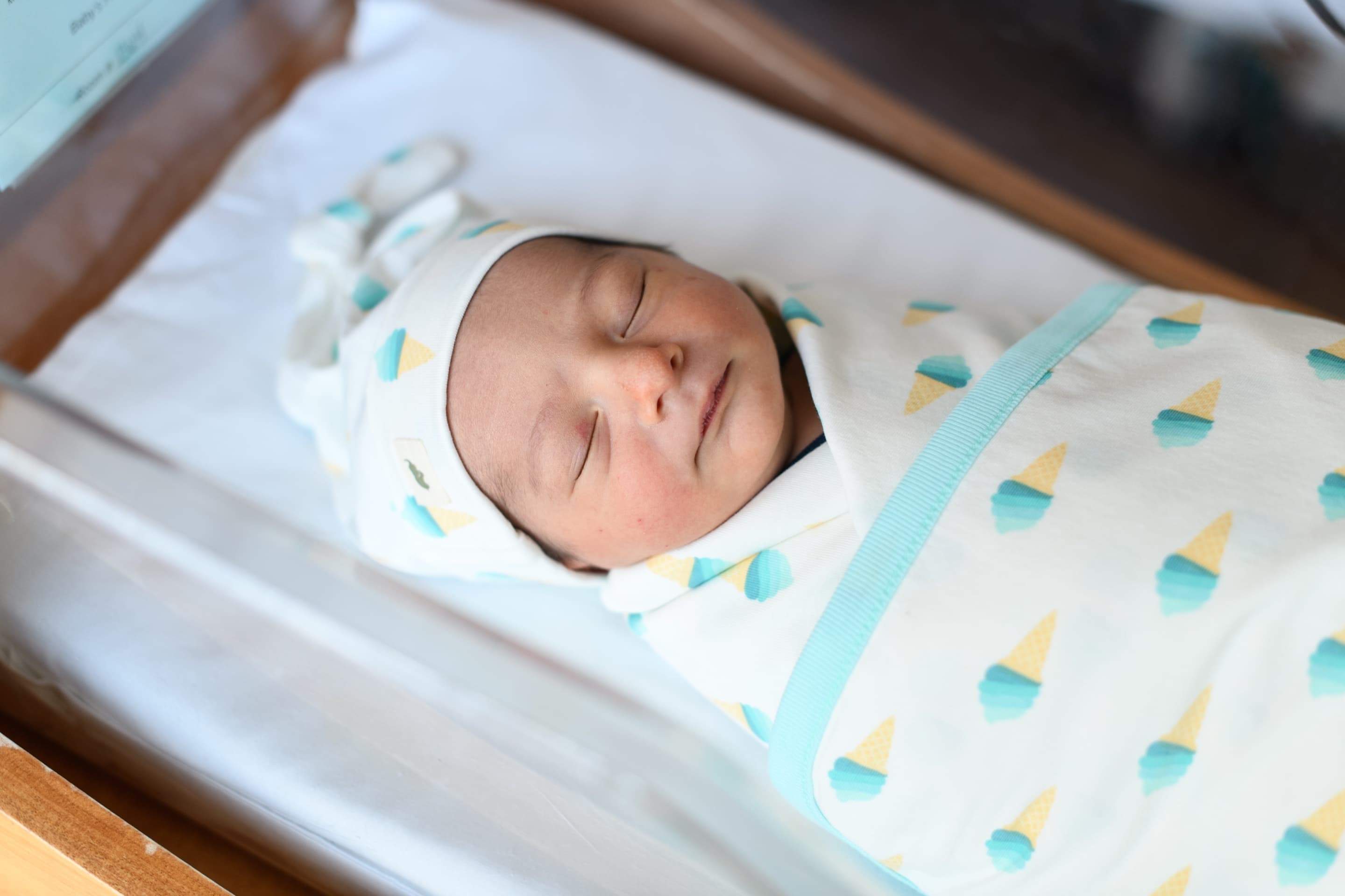 Why is Organic Clothing Better For Your Baby?