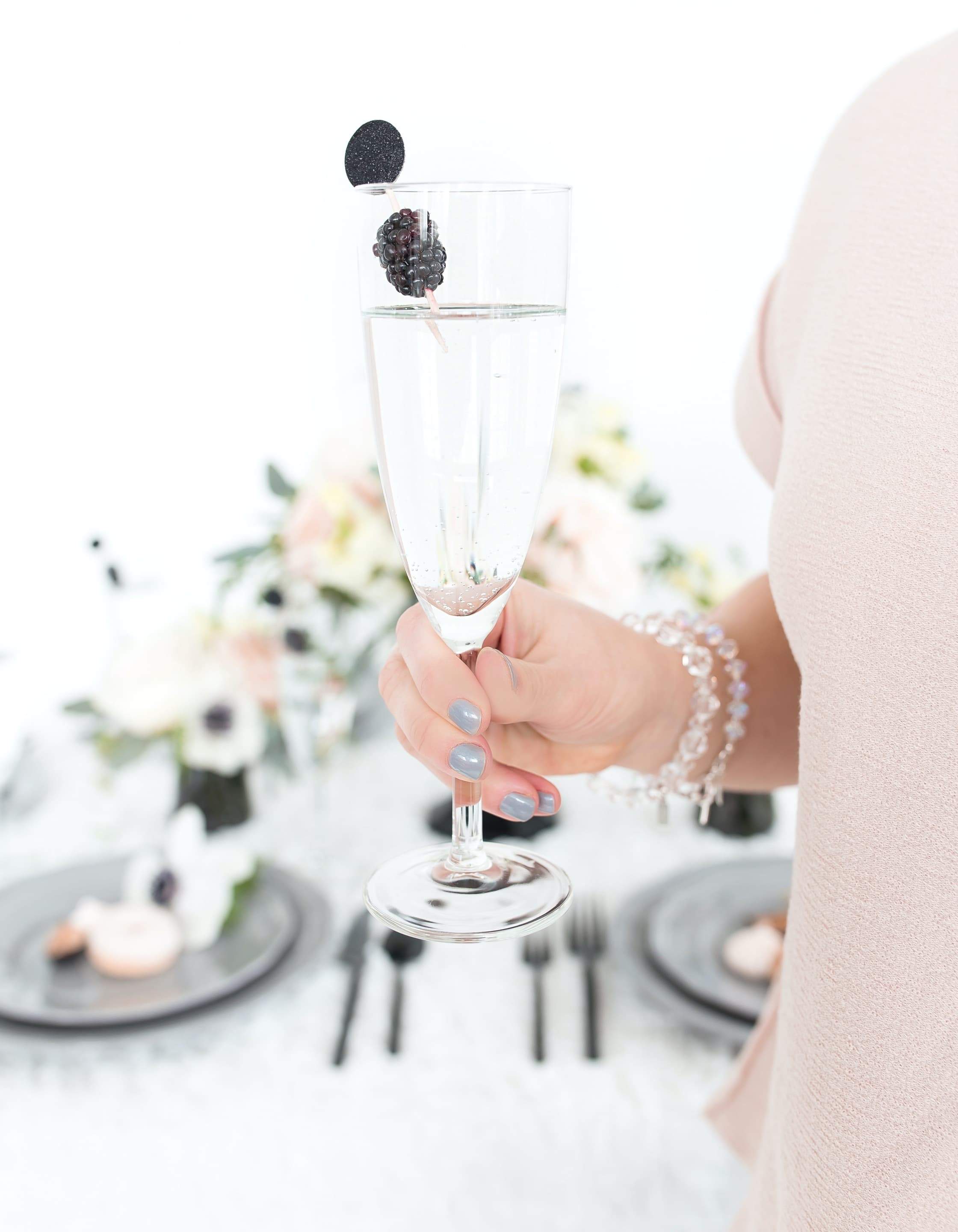 Keeping a Pregnancy Under Wraps? These Hacks Will Help!