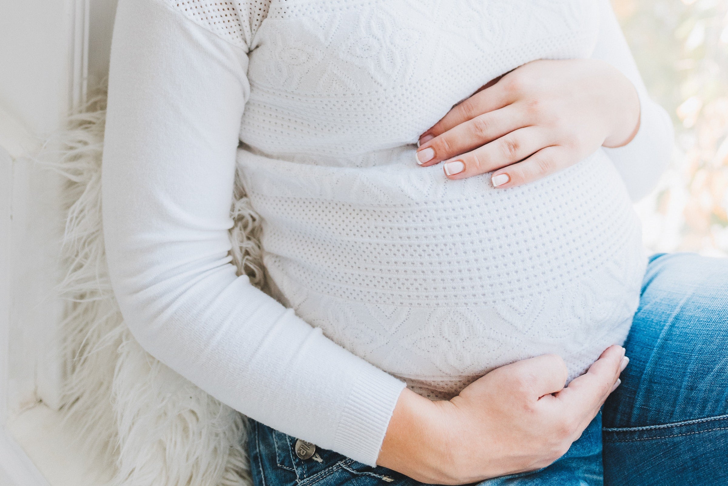 What to Know About Preeclampsia Symptoms and Preterm Birth–From a Mom Who's Been There