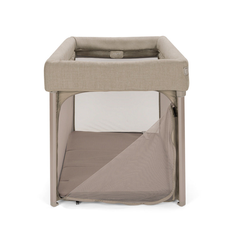 Nuna PAAL Travel Crib in Cedar